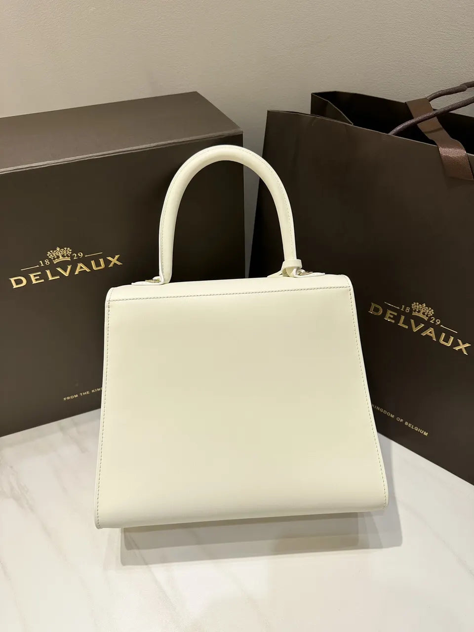 Delvaux Ivory Ceci N'est Pas - Hình 2