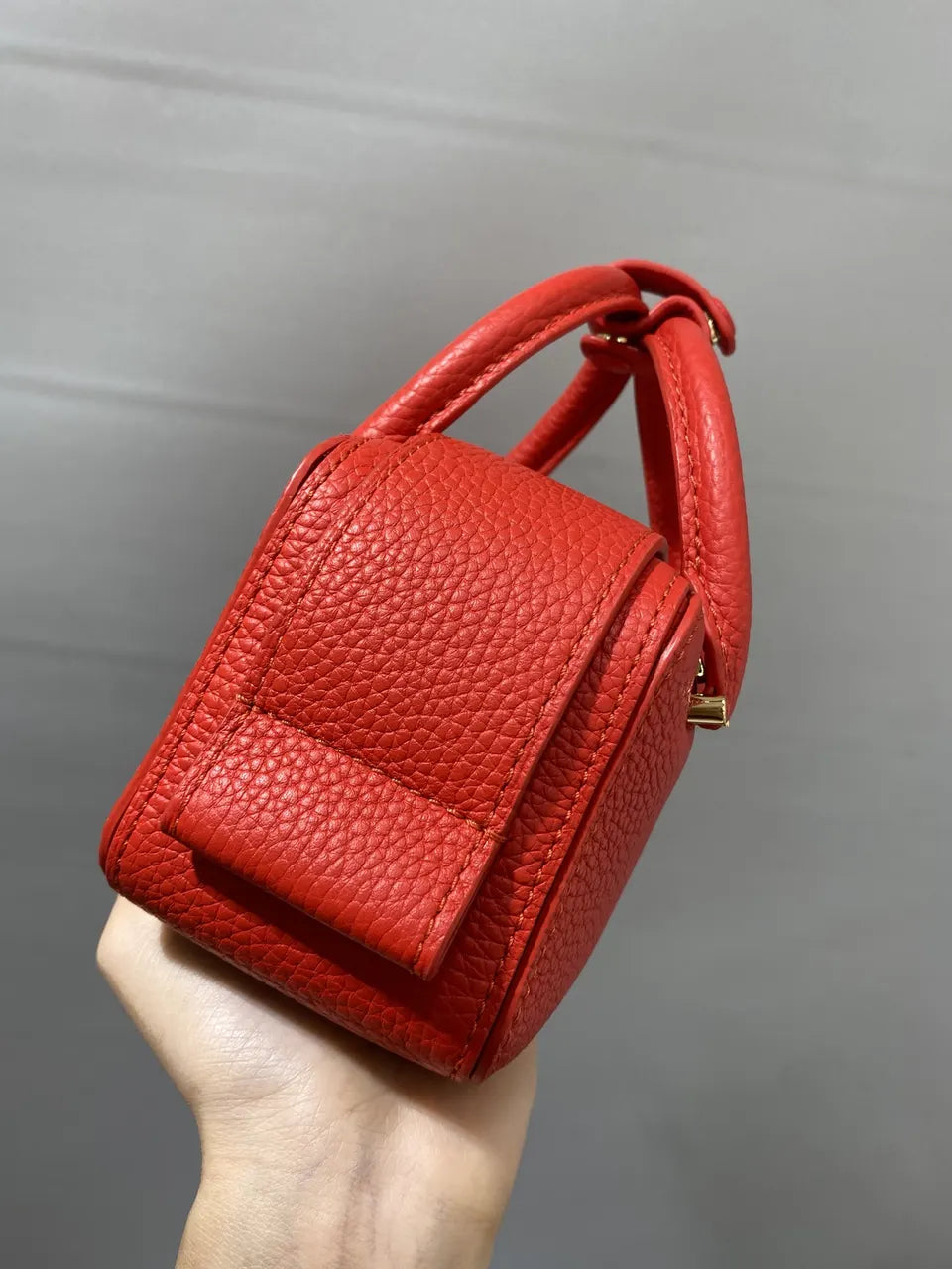 Loro Piana Red Bowling Bag - Hình 4