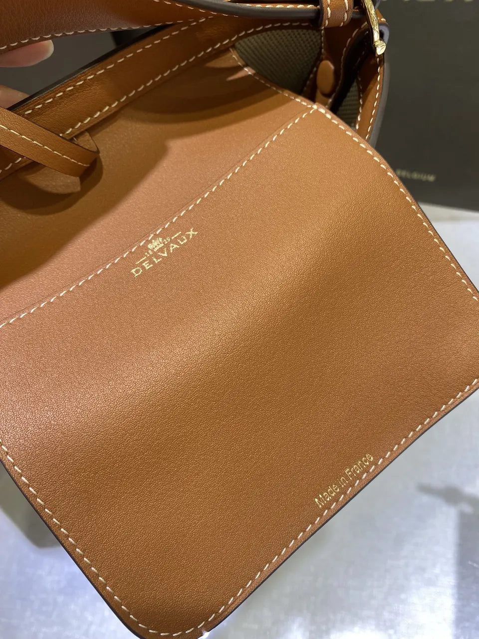 Delvaux Canvas Tan Pin Bucket - Hình 7