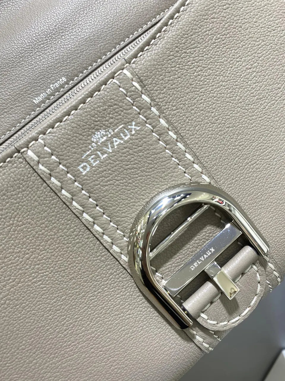 Delvaux Beige Stitching Brillant - Hình 7
