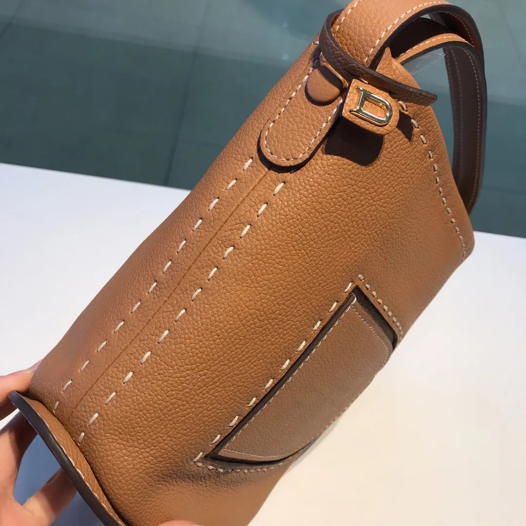 Delvaux Camel Pin Mini Bucket - Hình 5