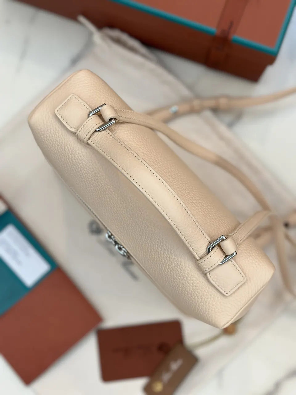 Loro Piana Cream Vanity Case - Hình 5