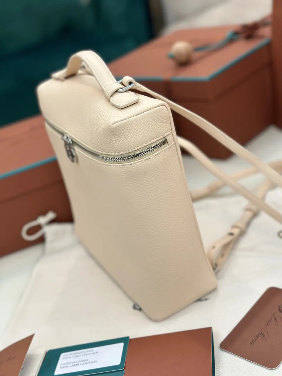 Loro Piana Cream Vanity Case - Hình 4