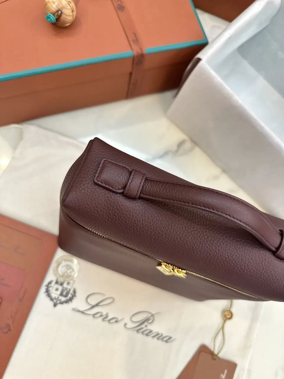 Loro Piana Plum Vanity Case - Hình 5