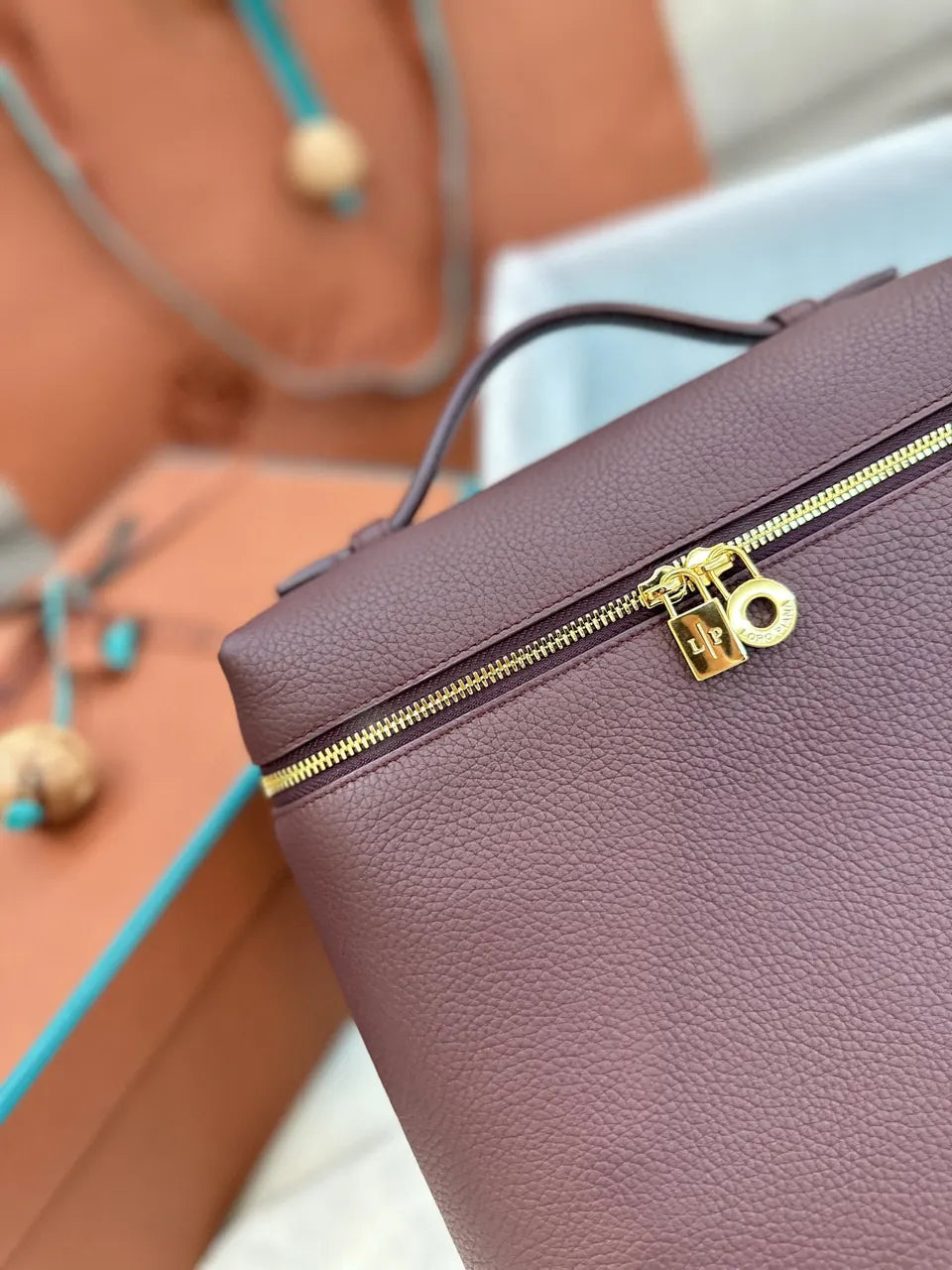 Loro Piana Plum Vanity Case - Hình 3