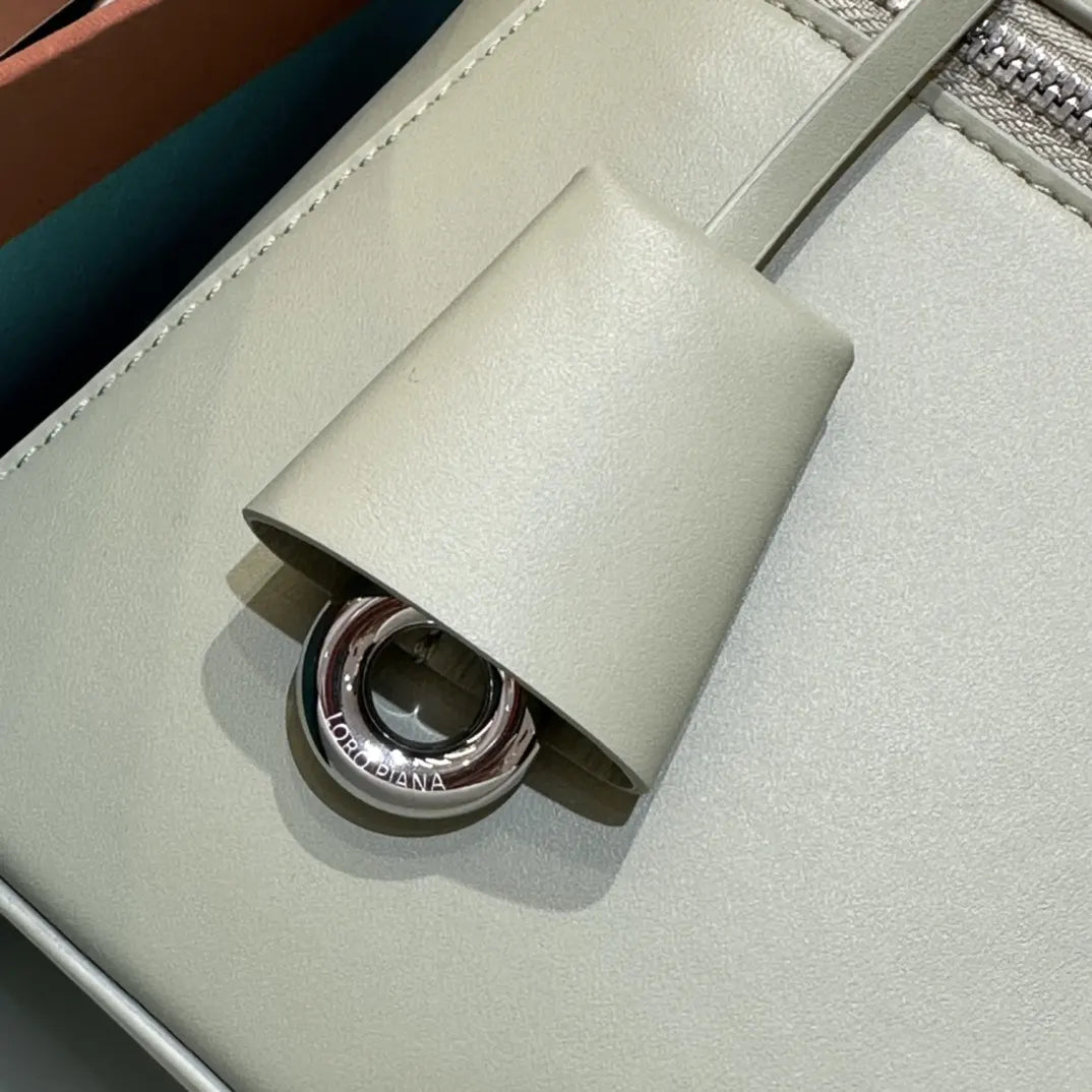 smooth Loro Piana Seafoam Green Vanity - Hình 9