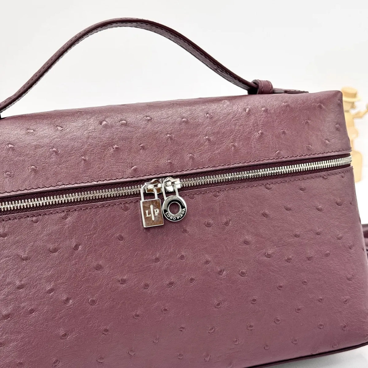 Loro Piana Plum Ostrich Vanity - Hình 5