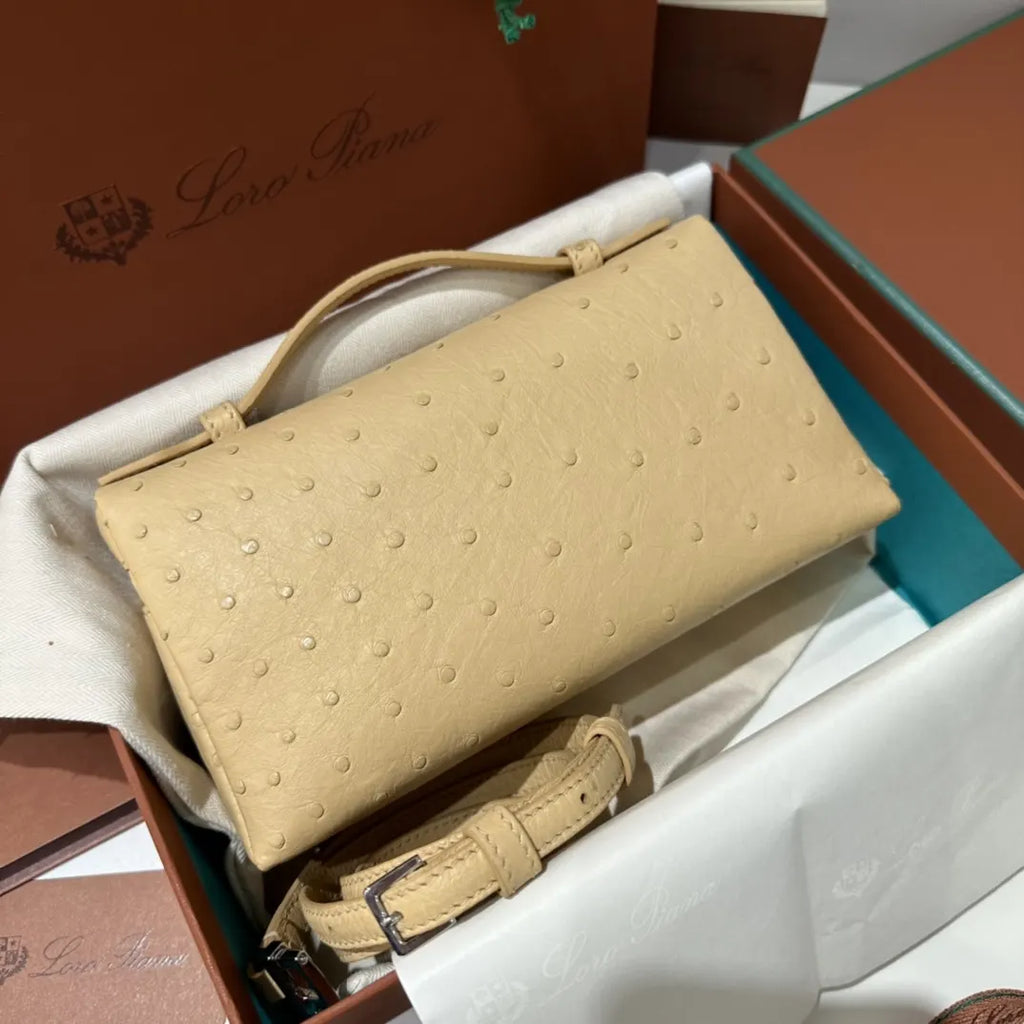 Loro Piana Cream Ostrich Vanity - Hình 3