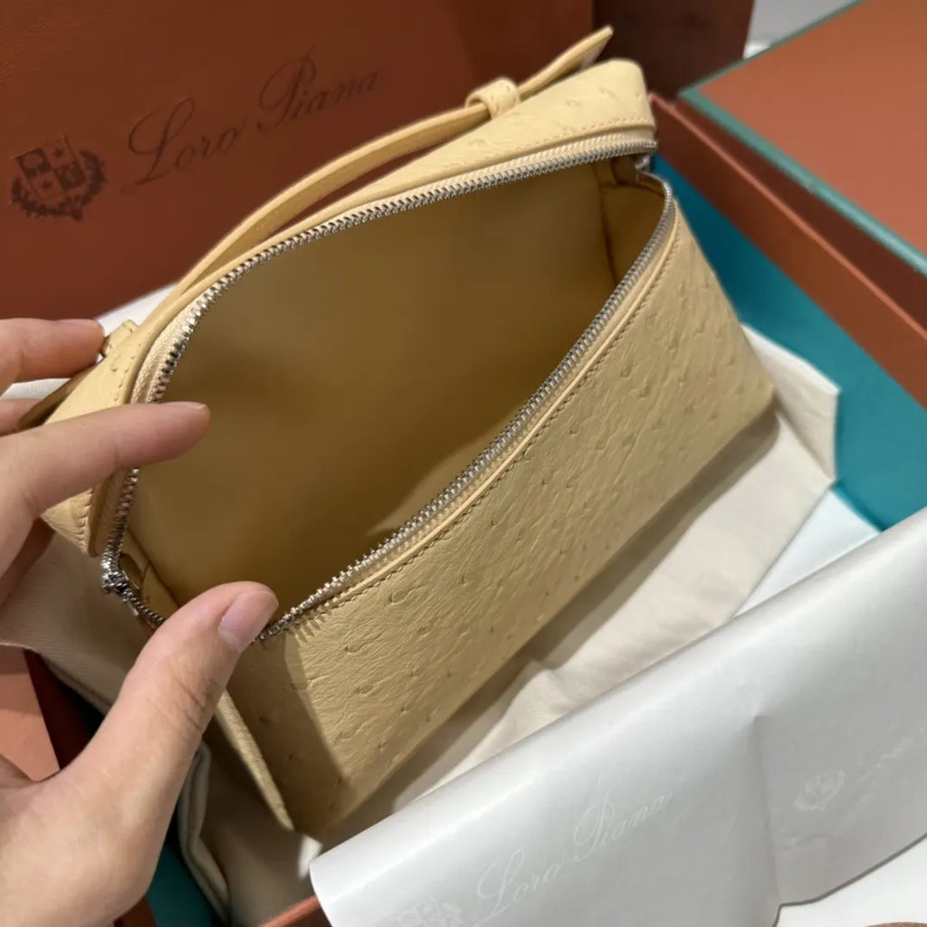 Loro Piana Cream Ostrich Vanity - Hình 9