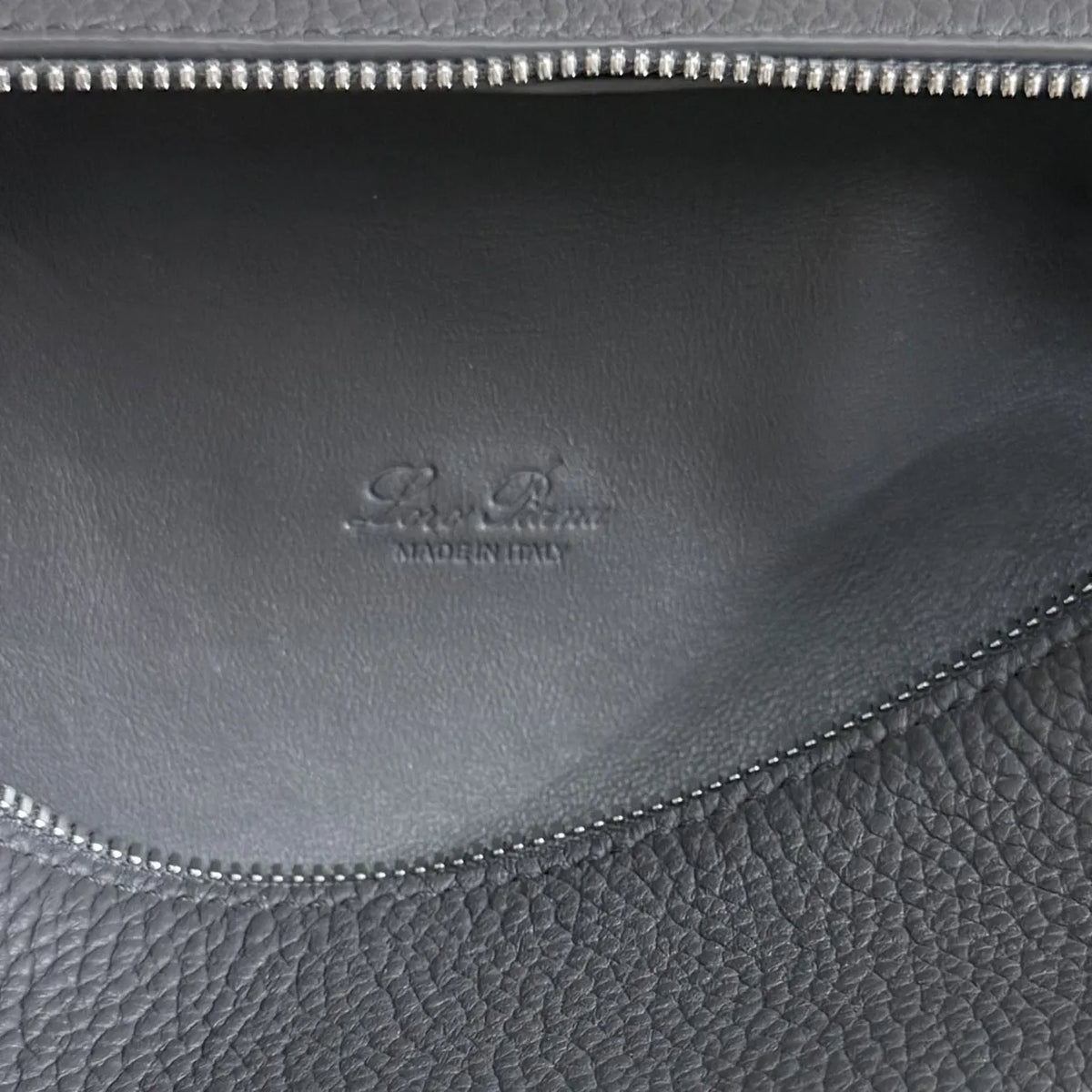 Loro Piana Slate Grey Leather Vanity - Hình 9