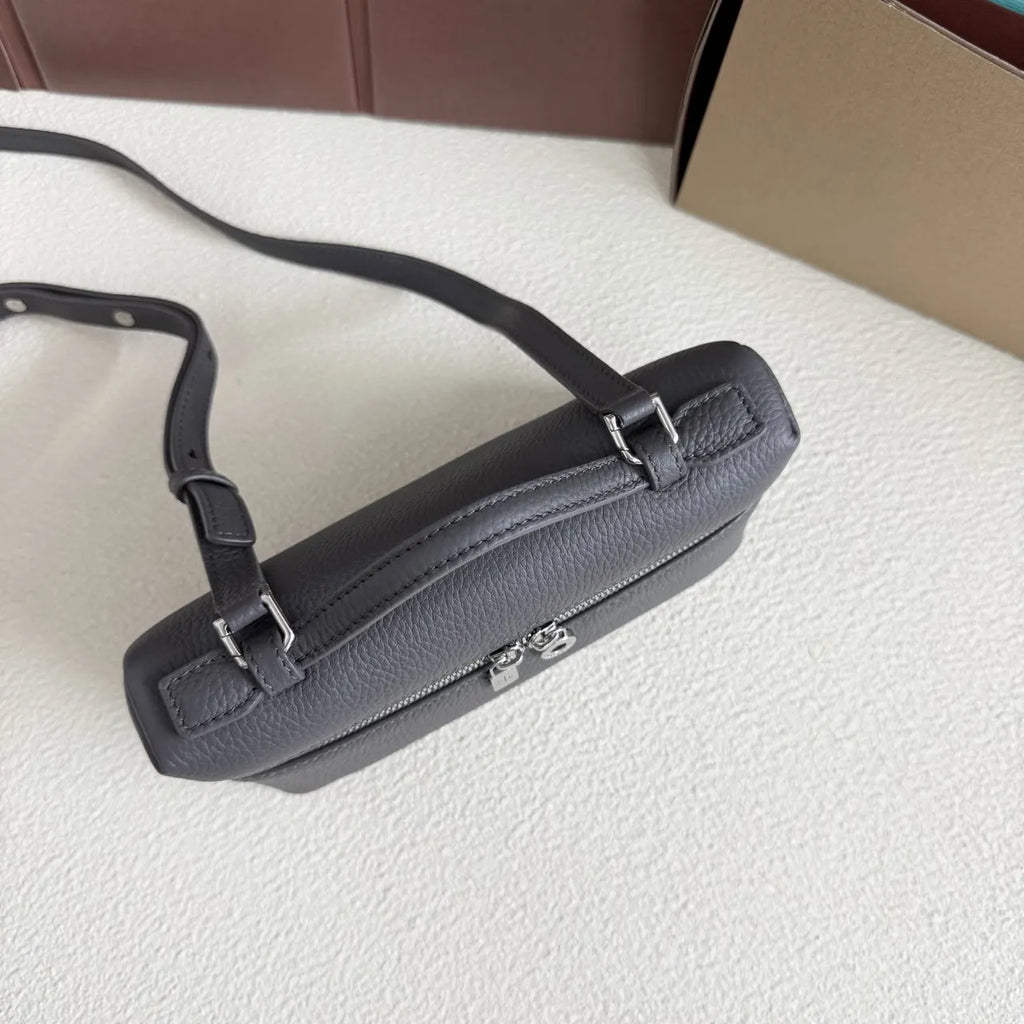 Loro Piana Slate Grey Leather Vanity - Hình 5