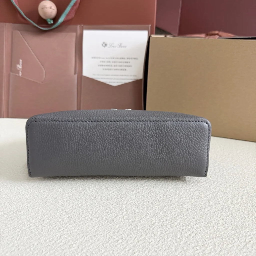 Loro Piana Slate Grey Leather Vanity - Hình 3