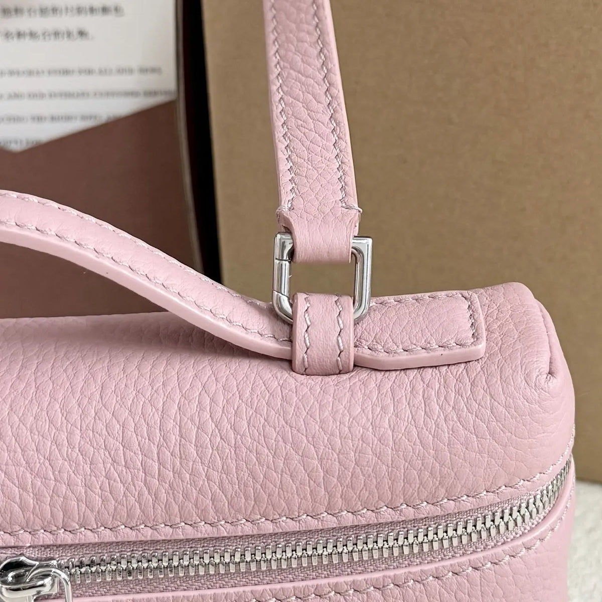 pale Loro Piana Pink Vanity Case - Hình 7