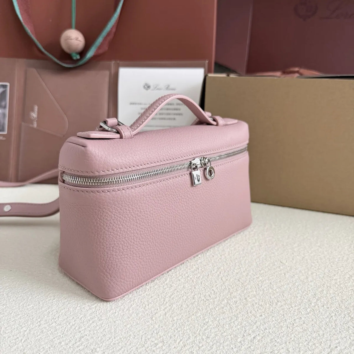 pale Loro Piana Pink Vanity Case - Hình 2
