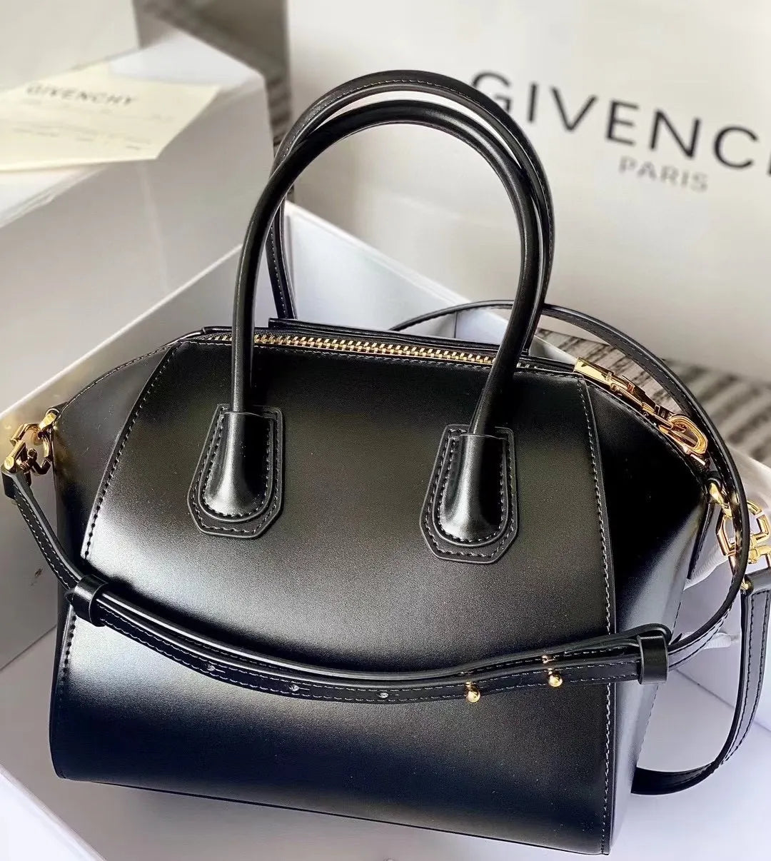Givenchy Antigona Nano Black Leather Bag - Hình 2