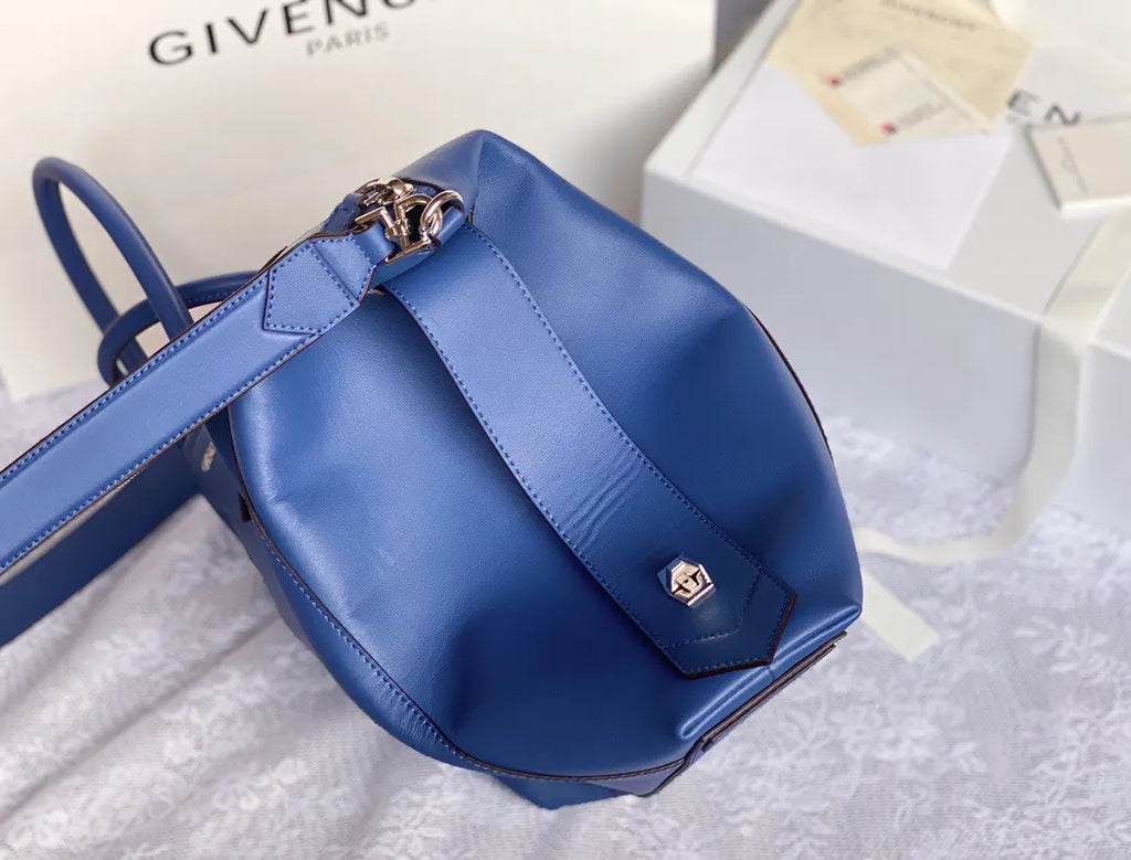Givenchy Soft Blue Satchel - Hình 4