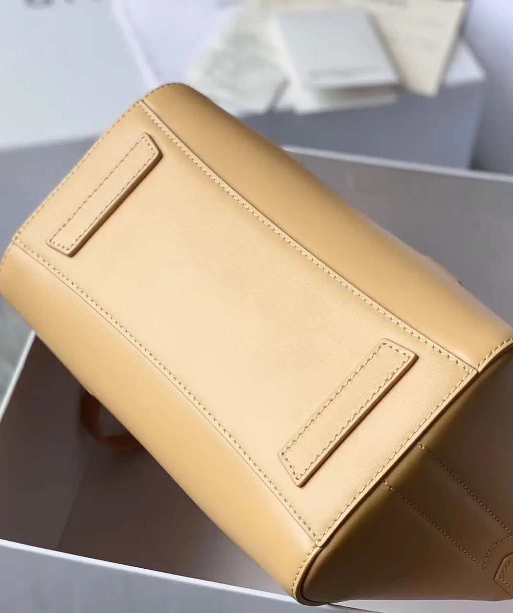 Givenchy Antigona Soft Bag Light Beige - Hình 4