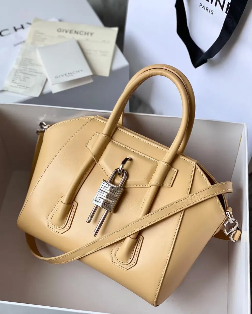 Givenchy Antigona Soft Bag Light Beige