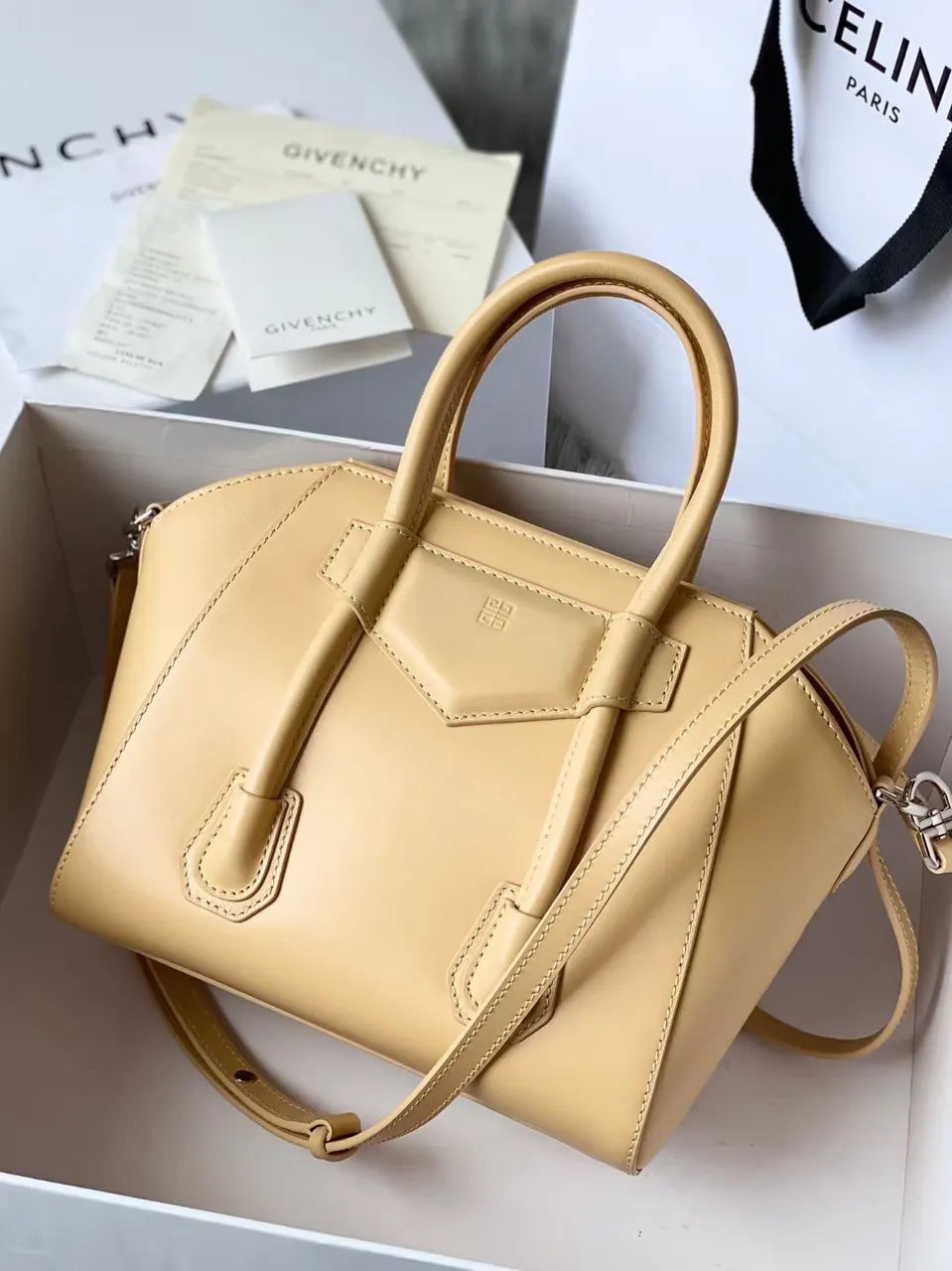 Givenchy Antigona Soft Bag Light Beige - Hình 2
