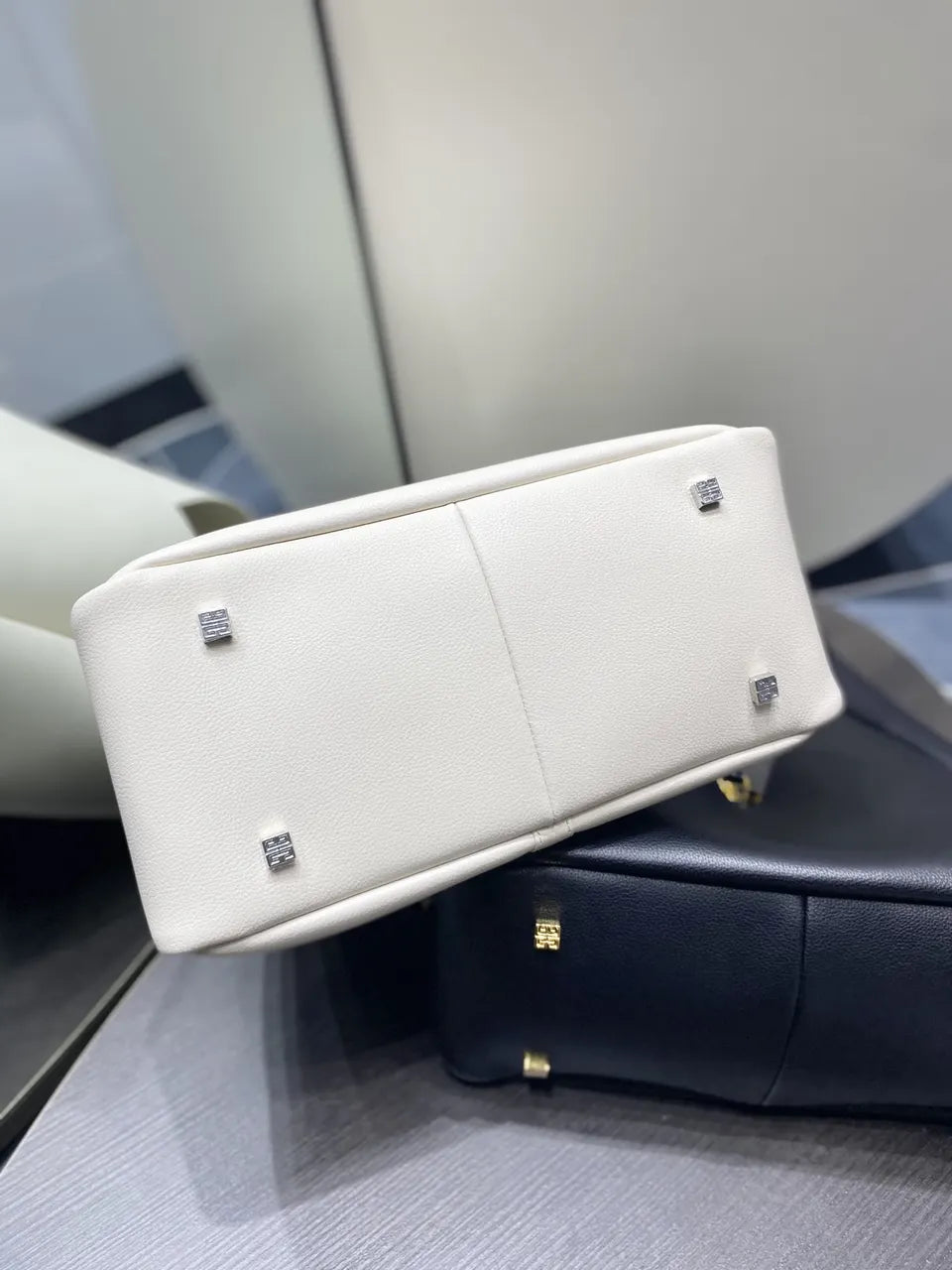 Givenchy Cut Out Bag - Hình 5