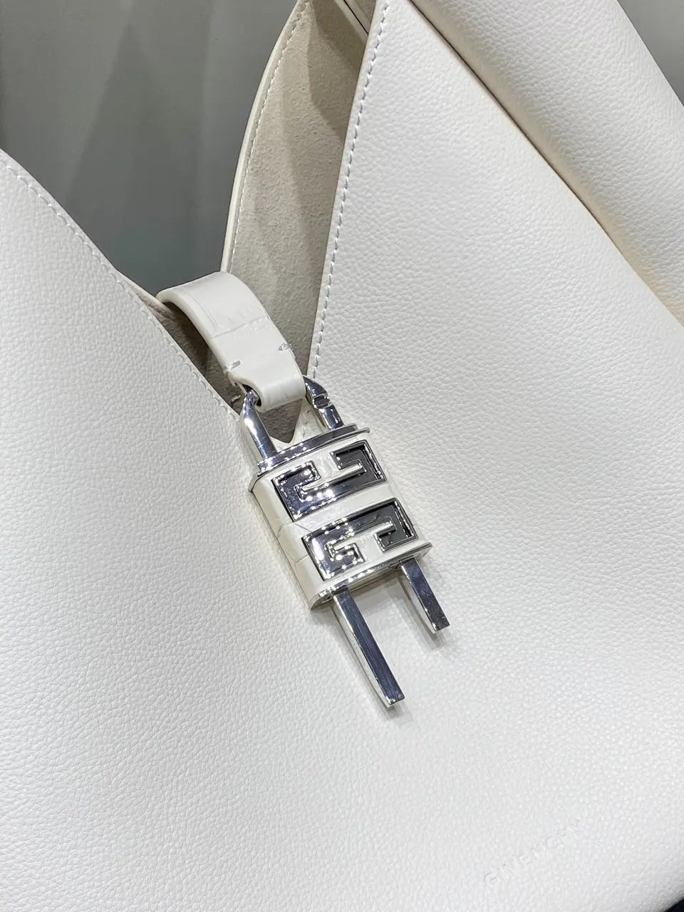 Givenchy Cut Out Bag - Hình 6