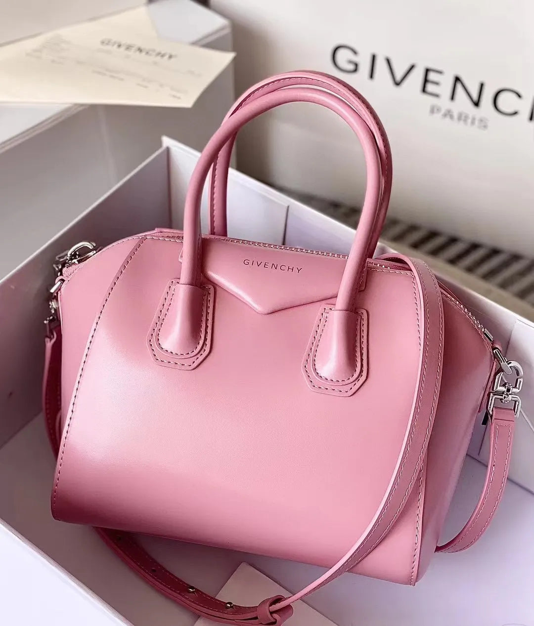 Givenchy Antigona Mini