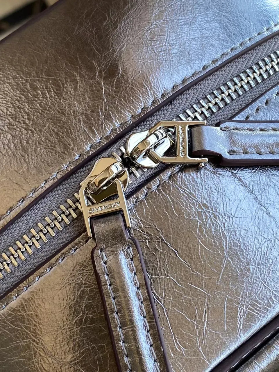 Givenchy Antigona Silver Leather - Hình 5