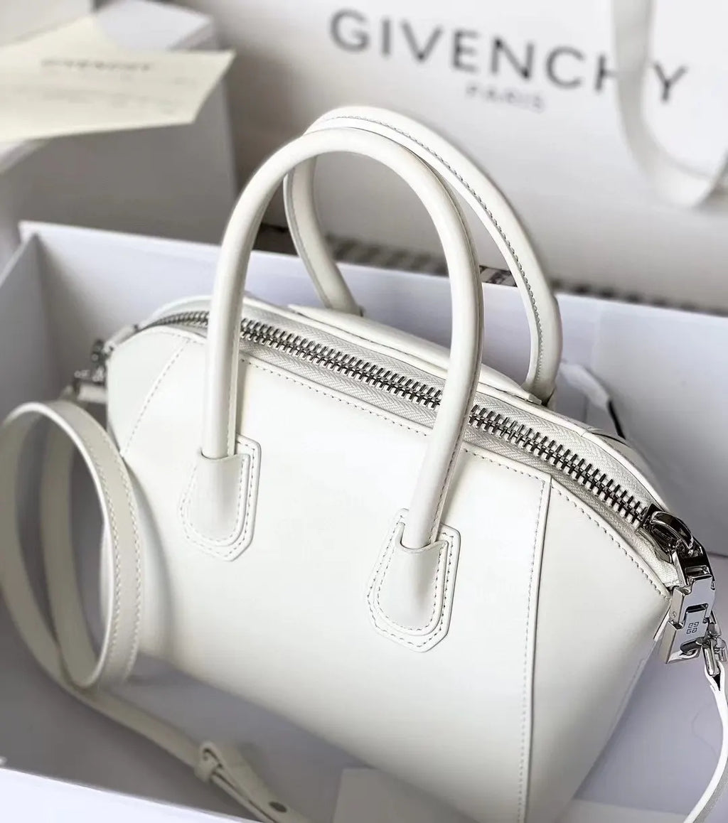 Givenchy White Leather Handbag - Hình 4