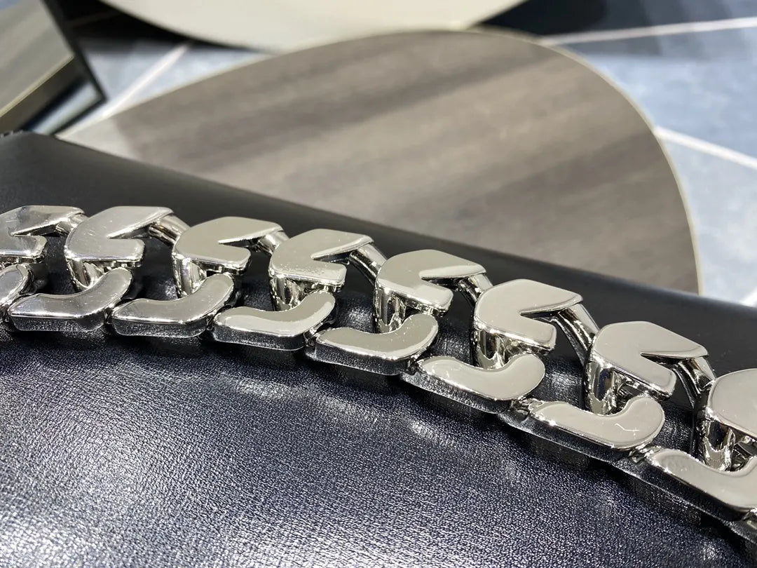Givenchy Antigona Chain Black - Hình 3