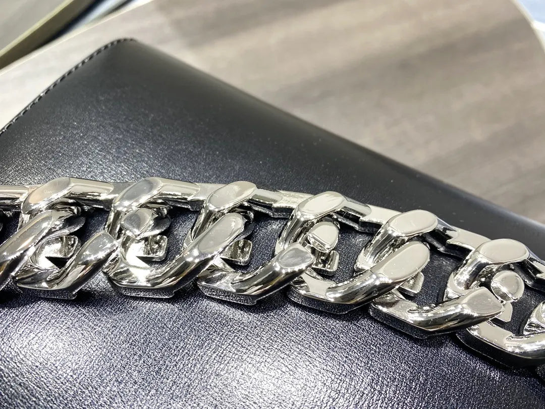 Givenchy Antigona Chain Black - Hình 7