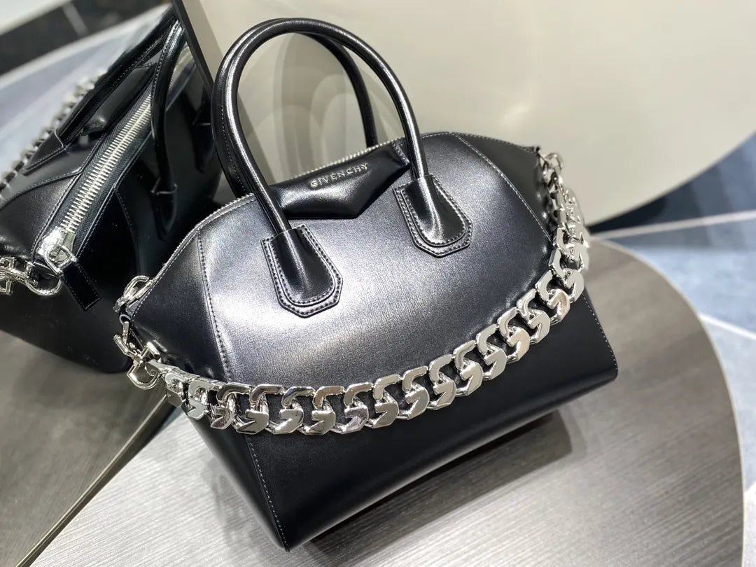 Givenchy Antigona Chain Black
