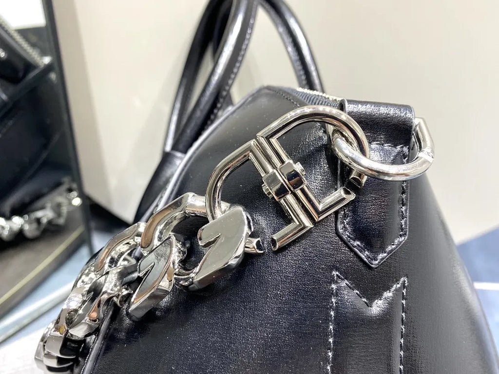 Givenchy Antigona Chain Black - Hình 4