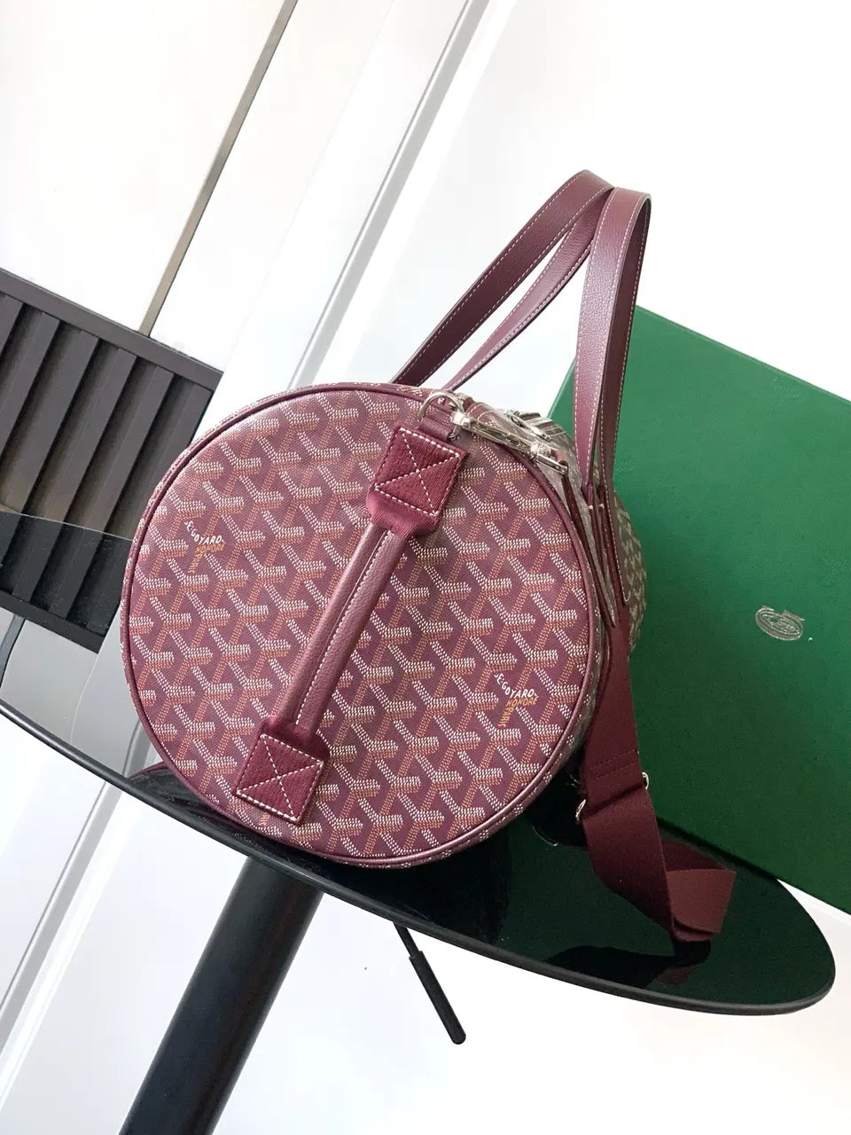 Goyard Burgundy Barrel Bag - Hình 2