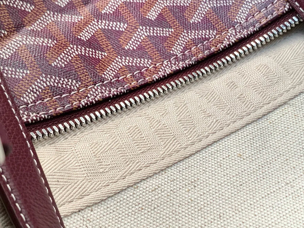 Goyard Burgundy Barrel Bag - Hình 9