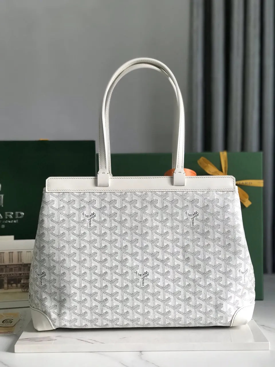 leather Goyard White Goyardine Tote - Hình 3