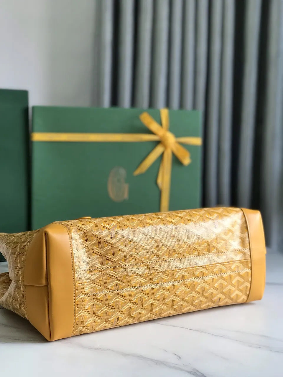 Goyard Yellow Fidji Bag - Hình 3