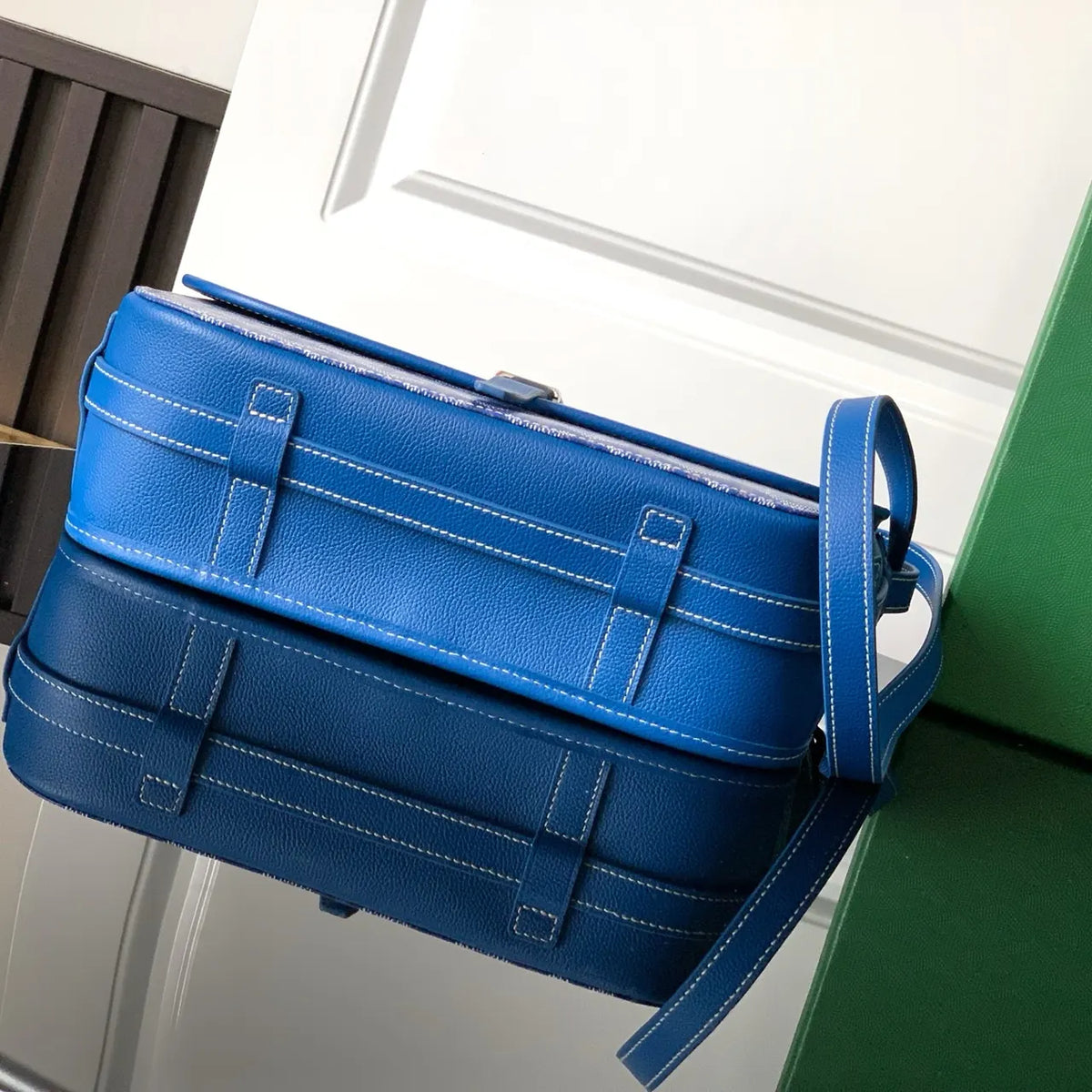 Goyard Turquoise Vendome Crossbody - Hình 4