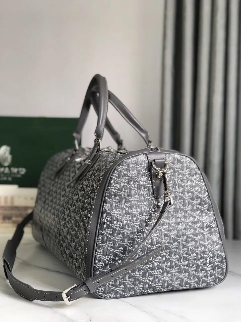 Goyard Grey Goyardine Boston Bag - Hình 3