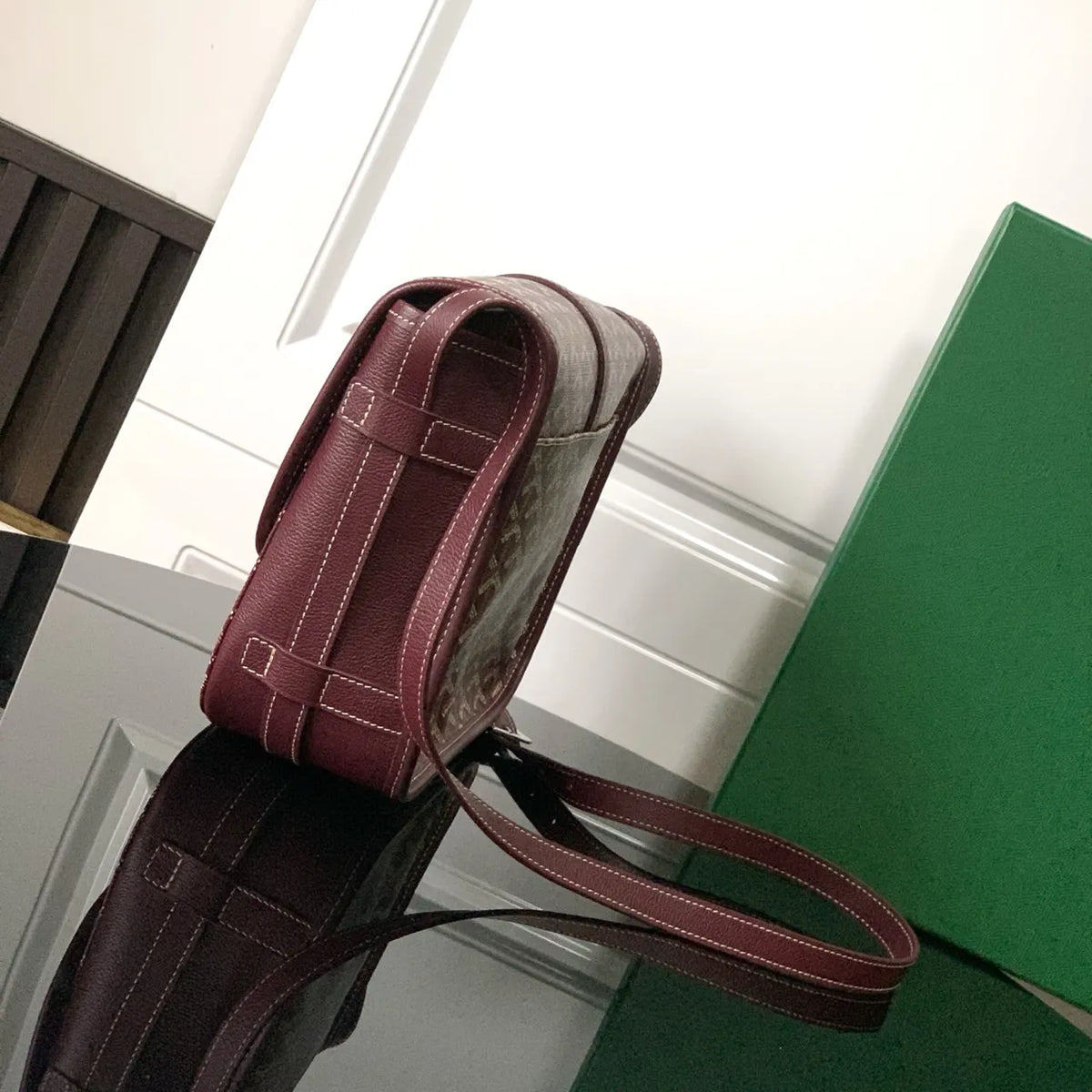 Goyard Plum Bourgogne Bag - Hình 2