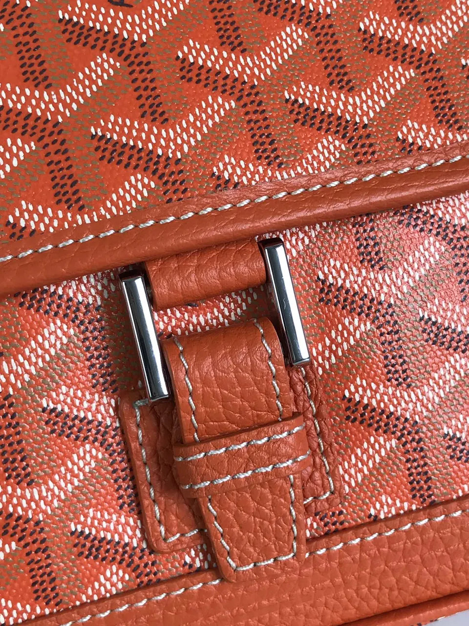 Goyard Sequin Orange Crossbody - Hình 4