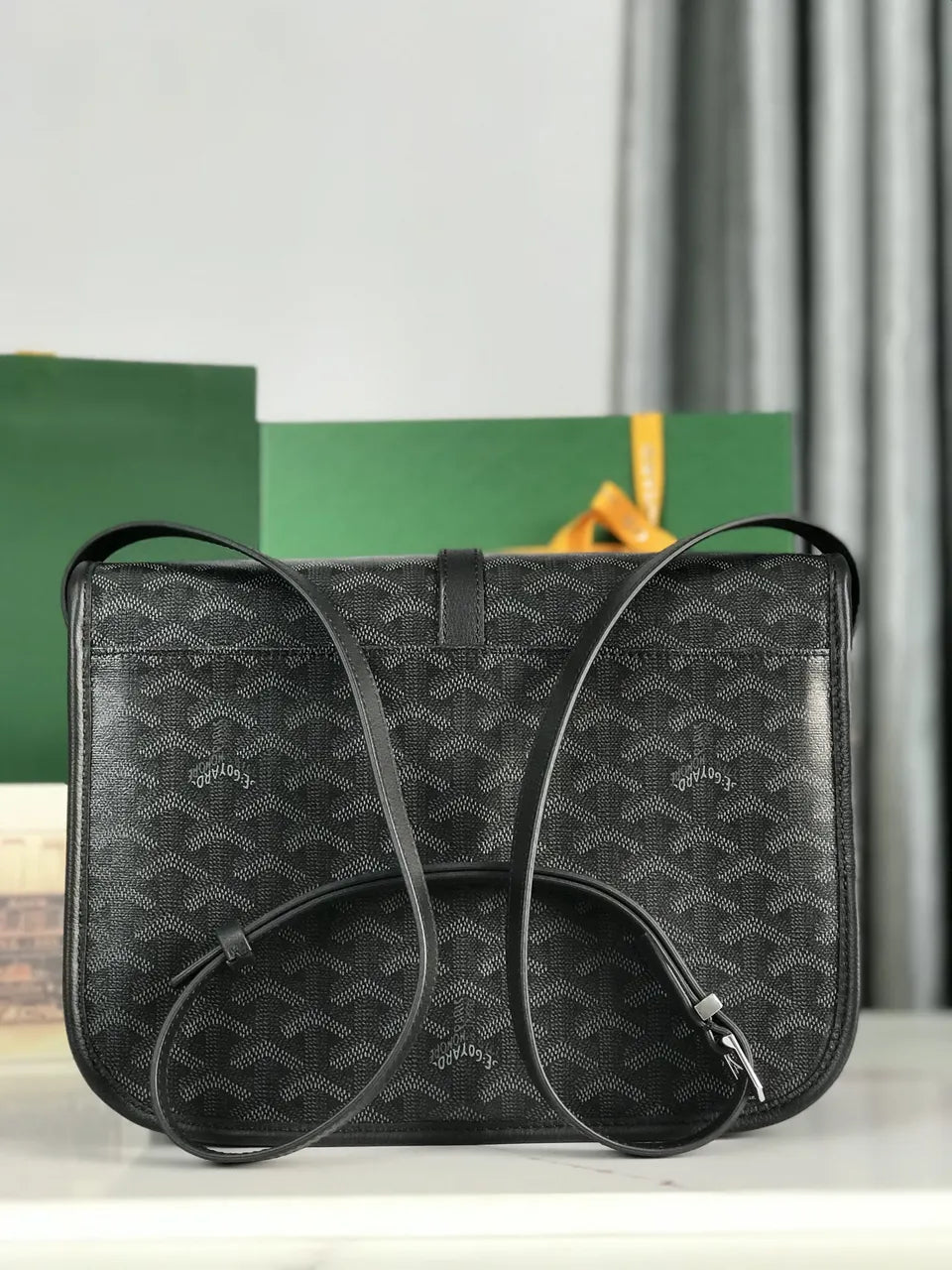 Goyard Black Messenger Bag - Hình 2