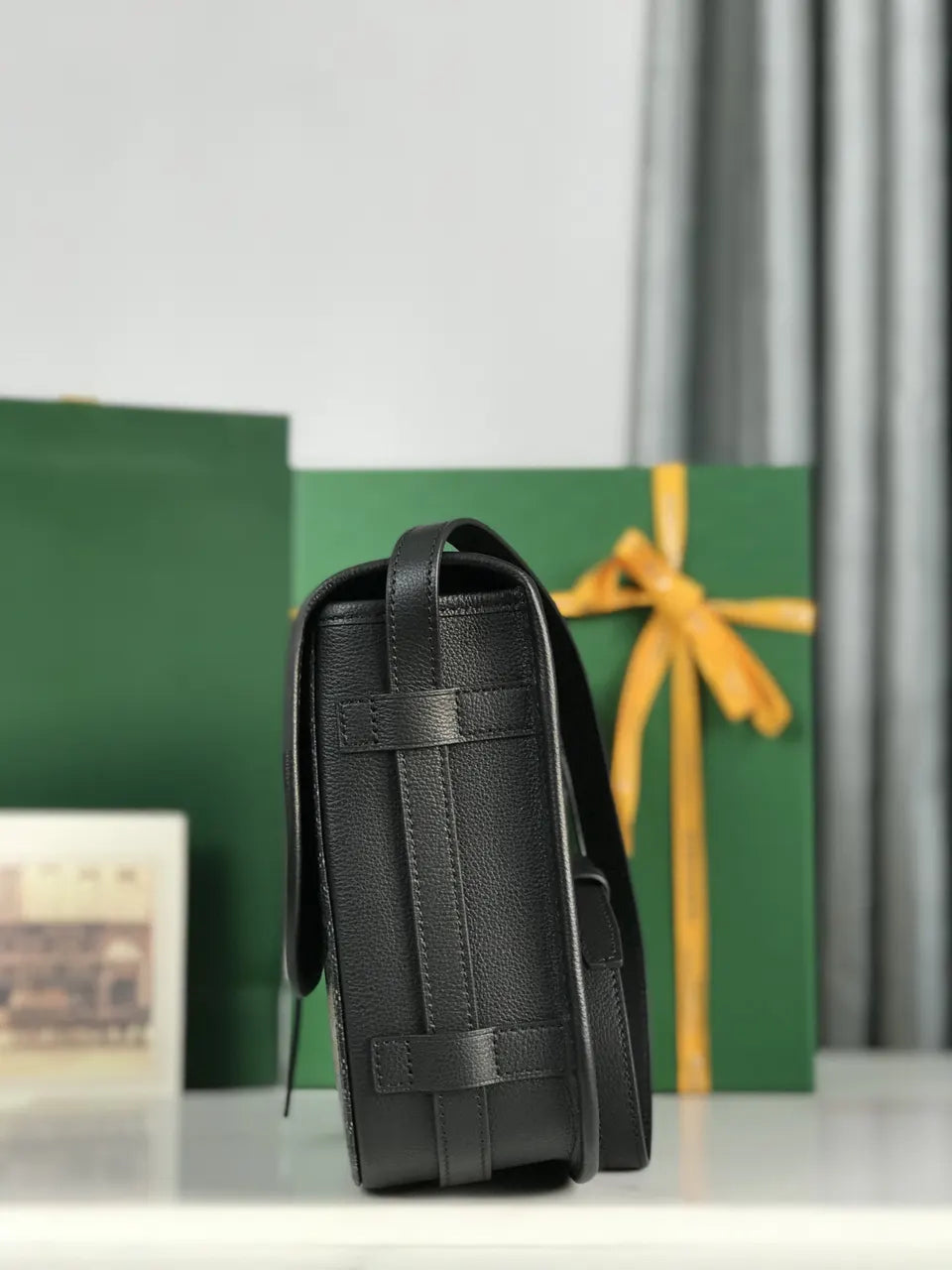 Goyard Black Messenger Bag - Hình 4