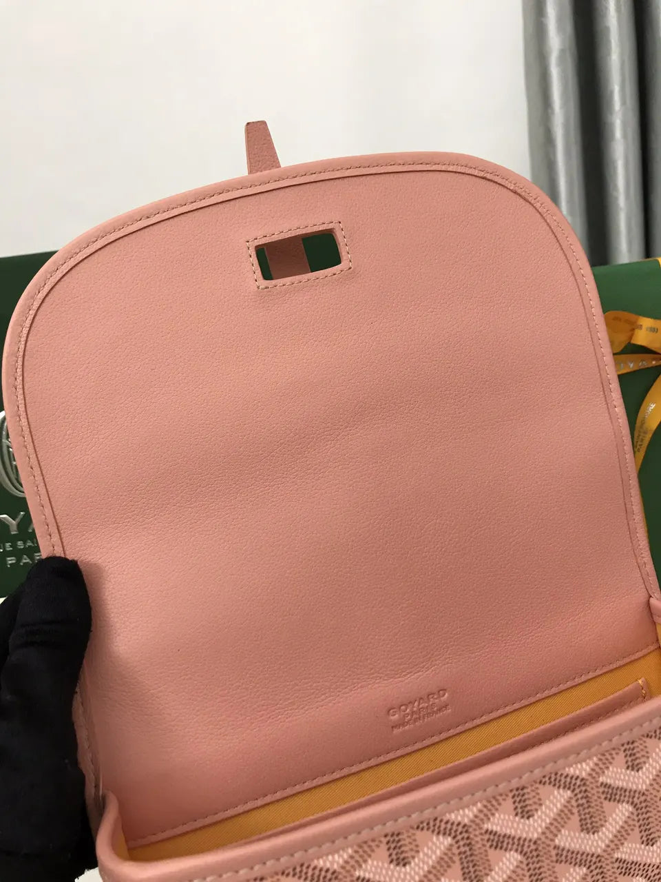 Goyard Rose Salmon Besace - Hình 8