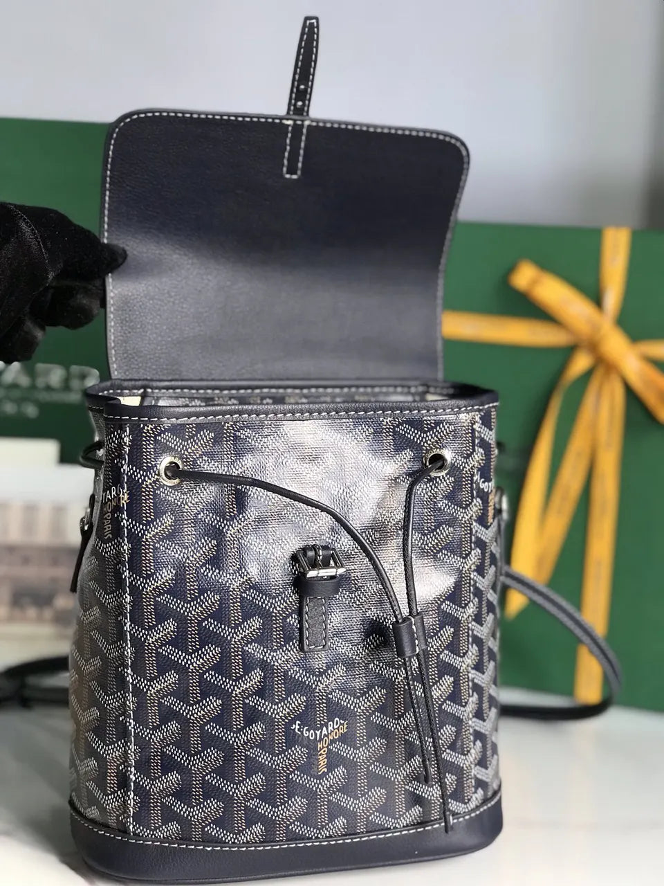 structured Goyard Navy Alpin Backpack - Hình 7
