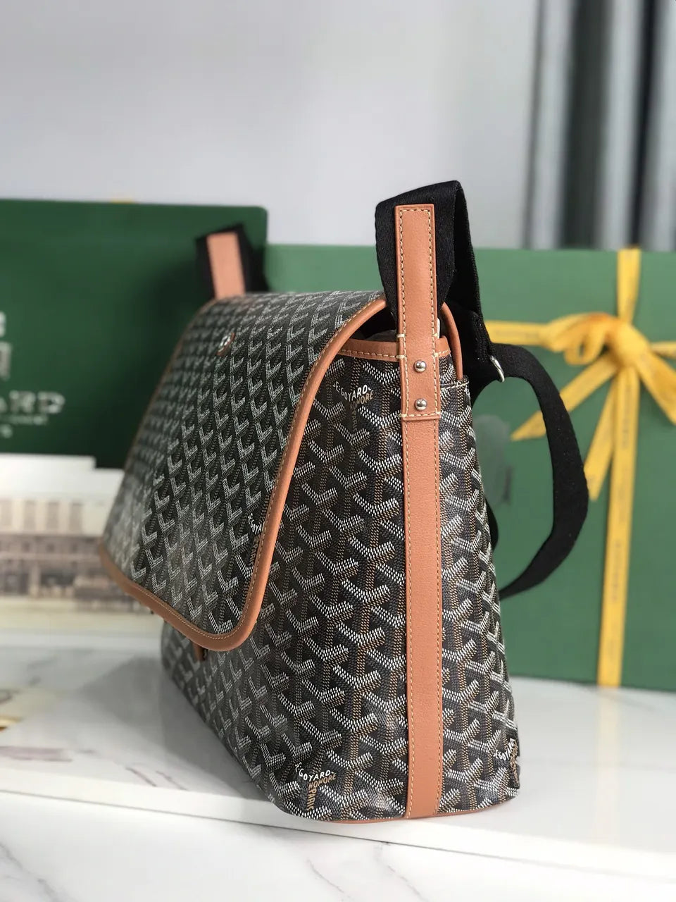 Goyard Brown Messenger Bag - Hình 3