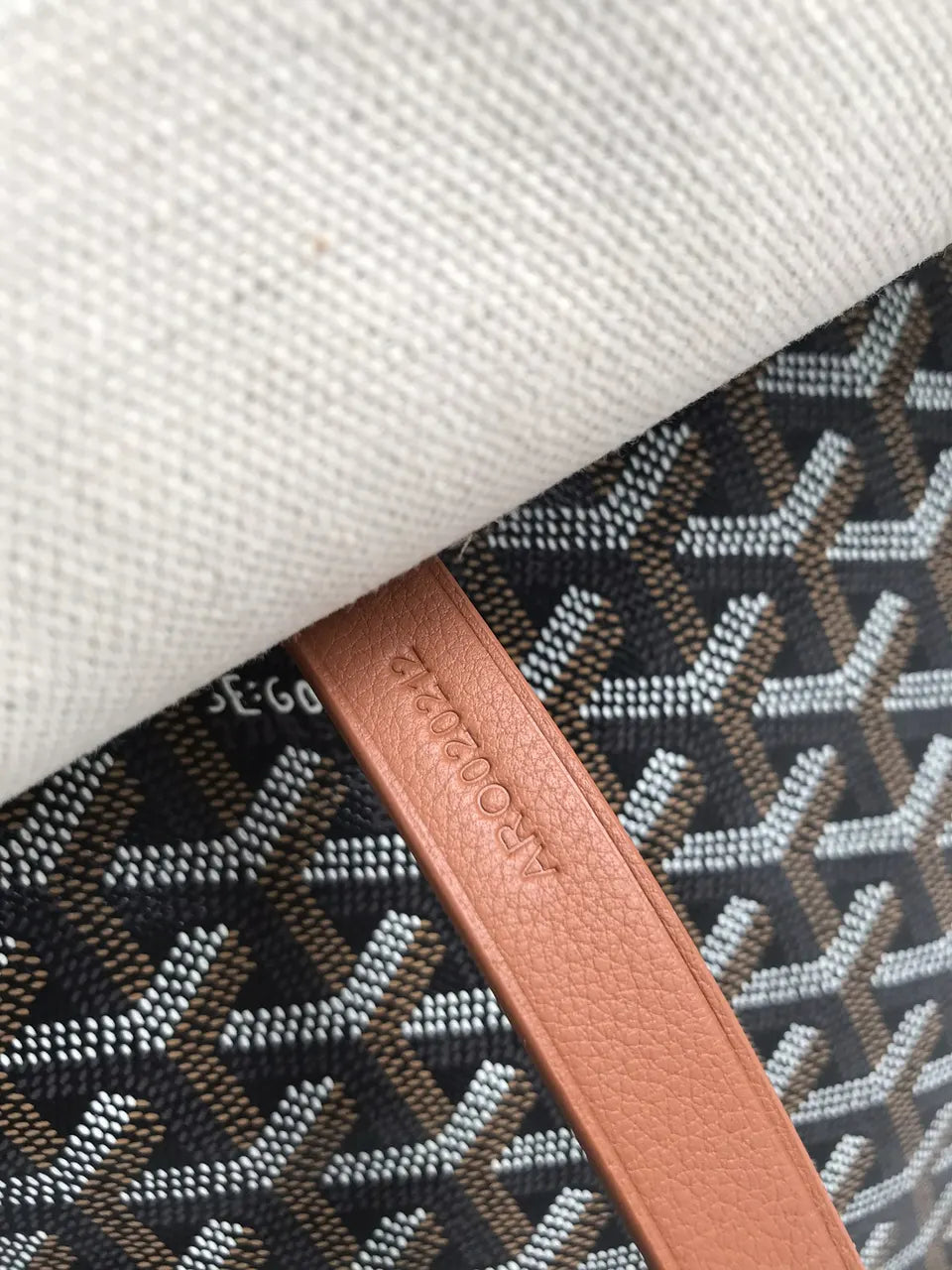Goyard Brown Messenger Bag - Hình 6