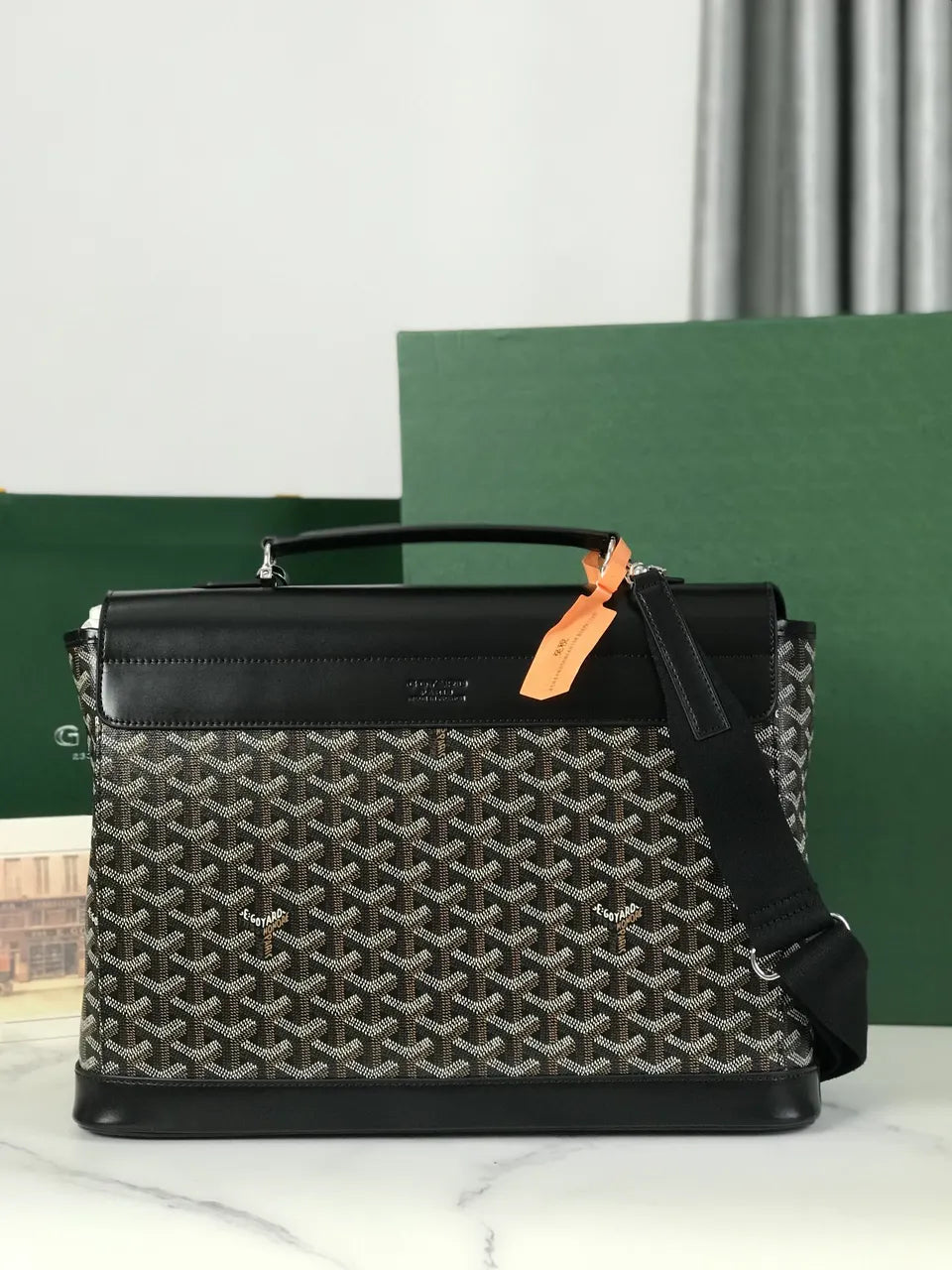 signature Goyard Black Leather Briefcase - Hình 2
