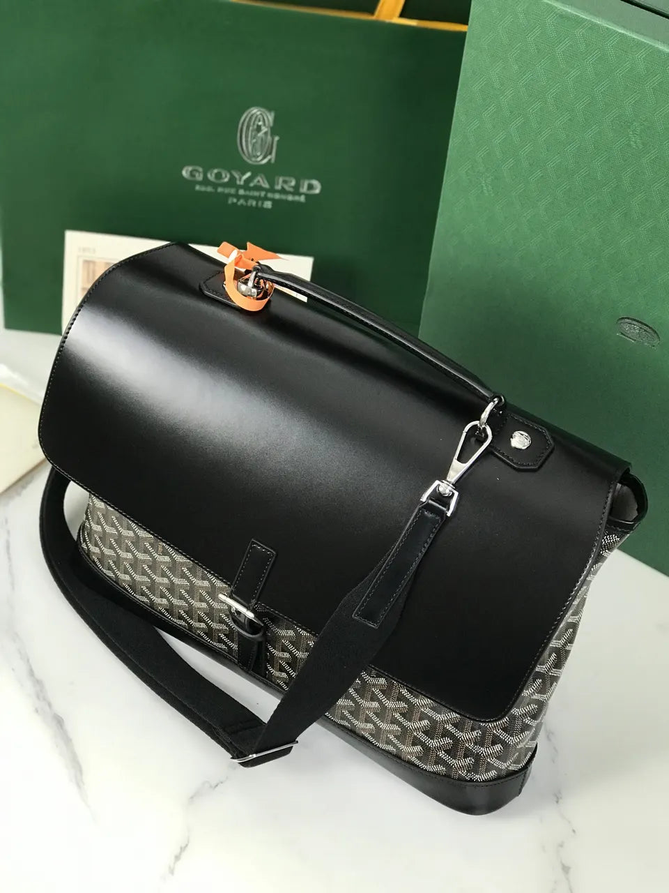 signature Goyard Black Leather Briefcase - Hình 3