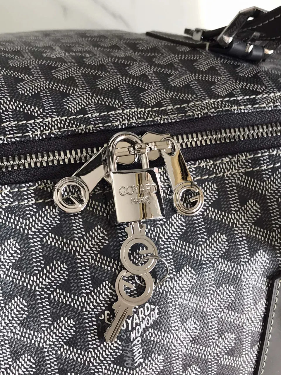 Goyard Black Monogram Travel Bag - Hình 5