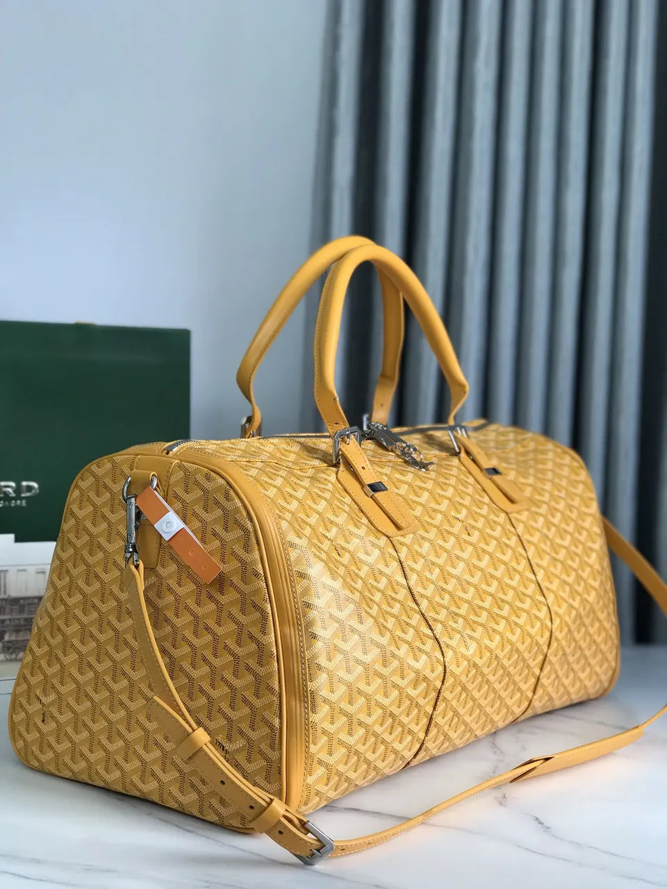 Goyard Yellow Travel Bag - Hình 2